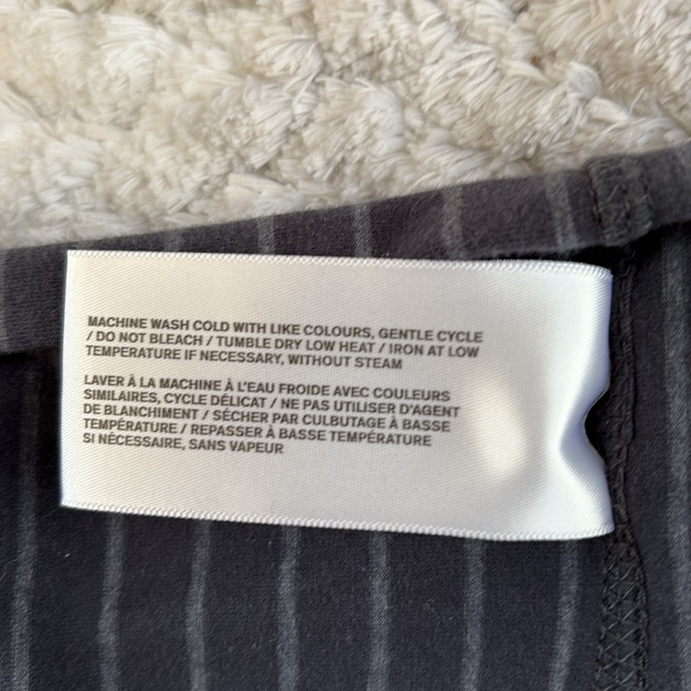FIG Voyage T-Shirt Knit Infinity Scarf - Picture 6 of 6